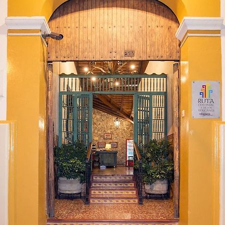Hotel La Posada Del Doctor León Exteriör bild