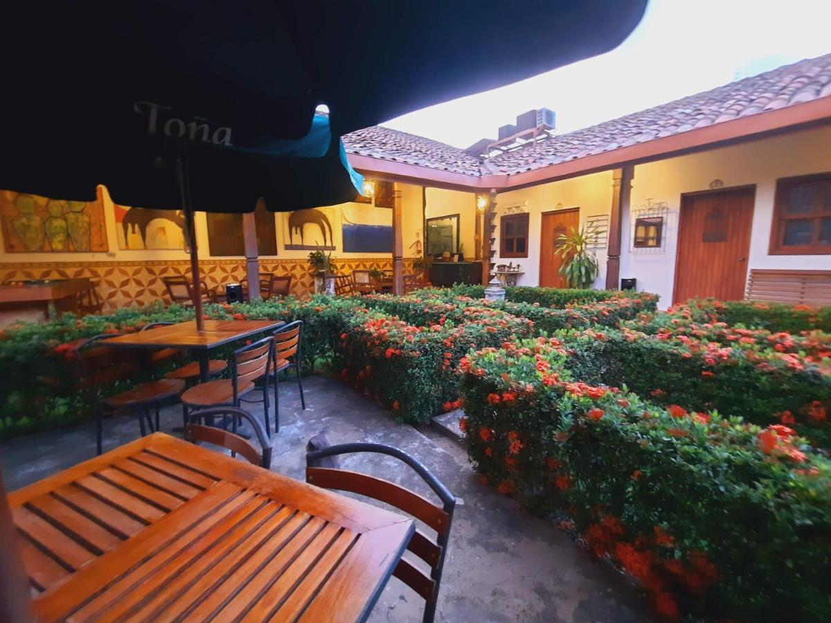 Hotel La Posada Del Doctor León Exteriör bild