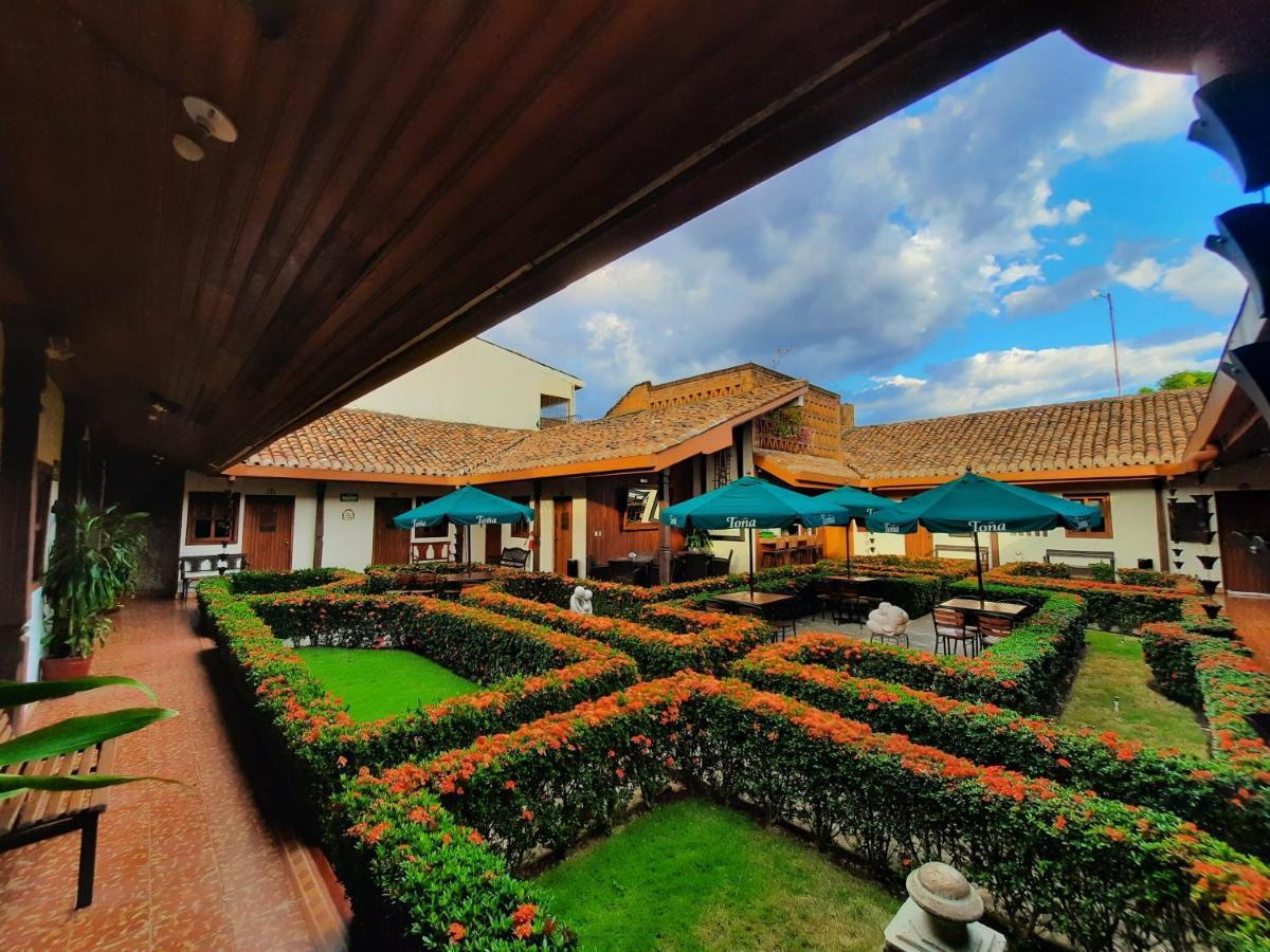 Hotel La Posada Del Doctor León Exteriör bild