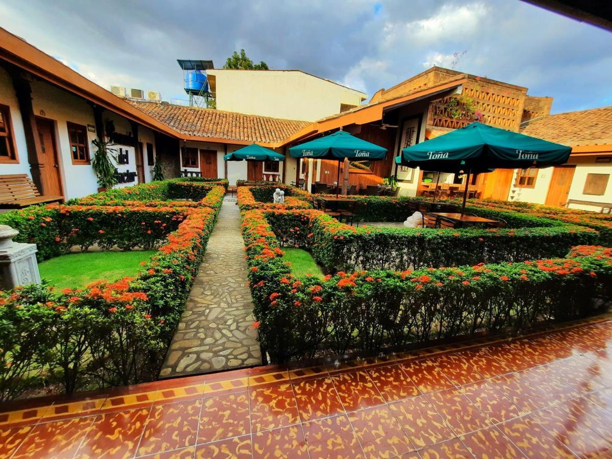 Hotel La Posada Del Doctor León Exteriör bild