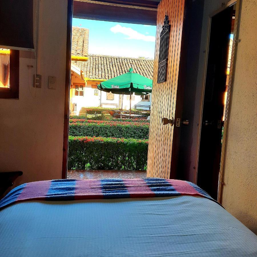 Hotel La Posada Del Doctor León Exteriör bild
