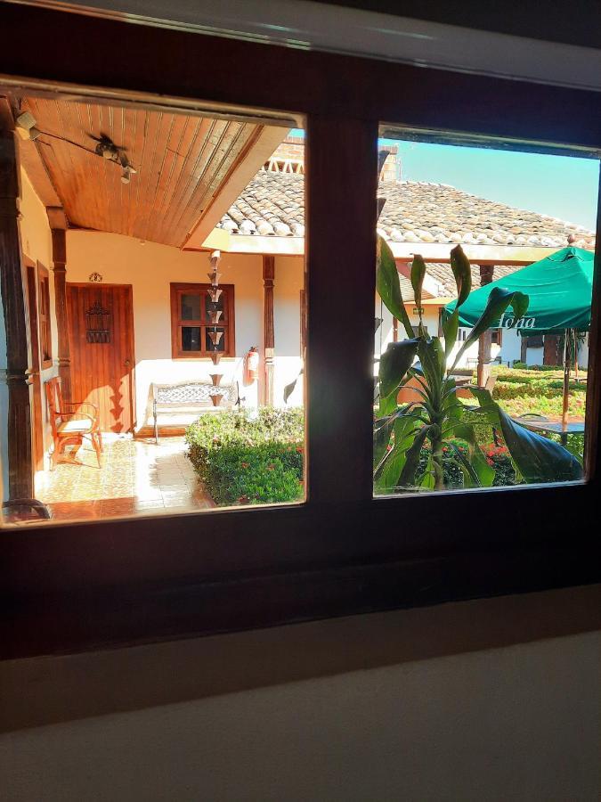 Hotel La Posada Del Doctor León Exteriör bild